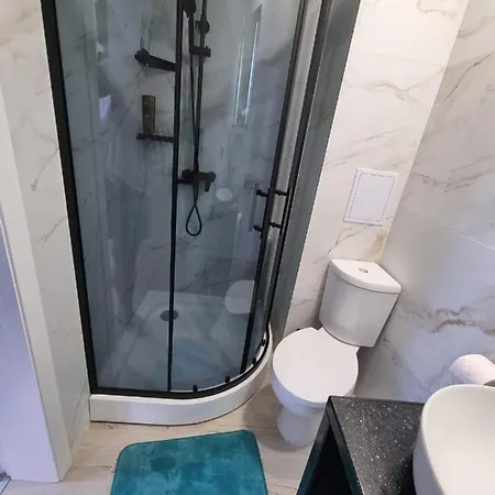 דירה Seastyle 110 Poolview סאני ביץ'